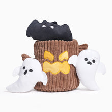 Howloween Haunted Tree Burrow with bat and two ghost toys
